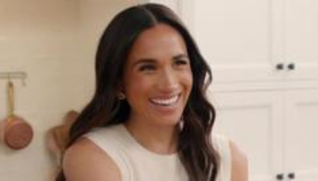 Meghan using 'HRH' title but only in private