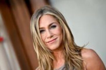 Man charged with stalking Jennifer Aniston