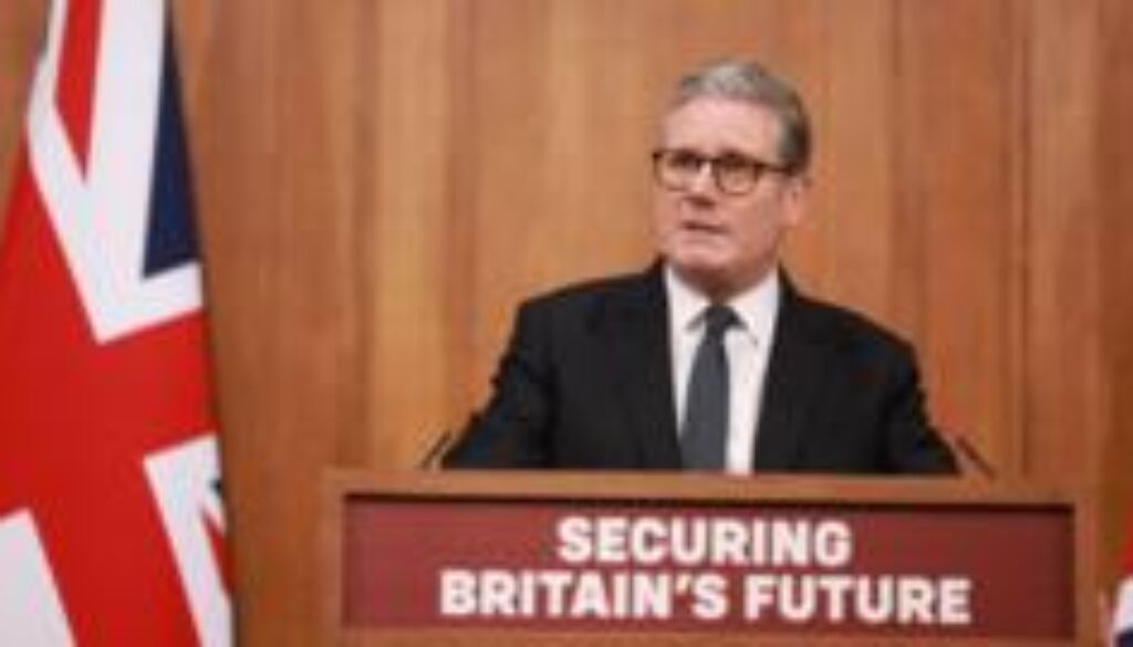 PM promises migration drop as he unveils plans for 'tightened' visa rules