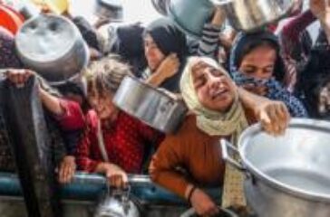 Israel denying food to Gaza is 'weapon of war', UN Palestinian refugee agency head tells BBC